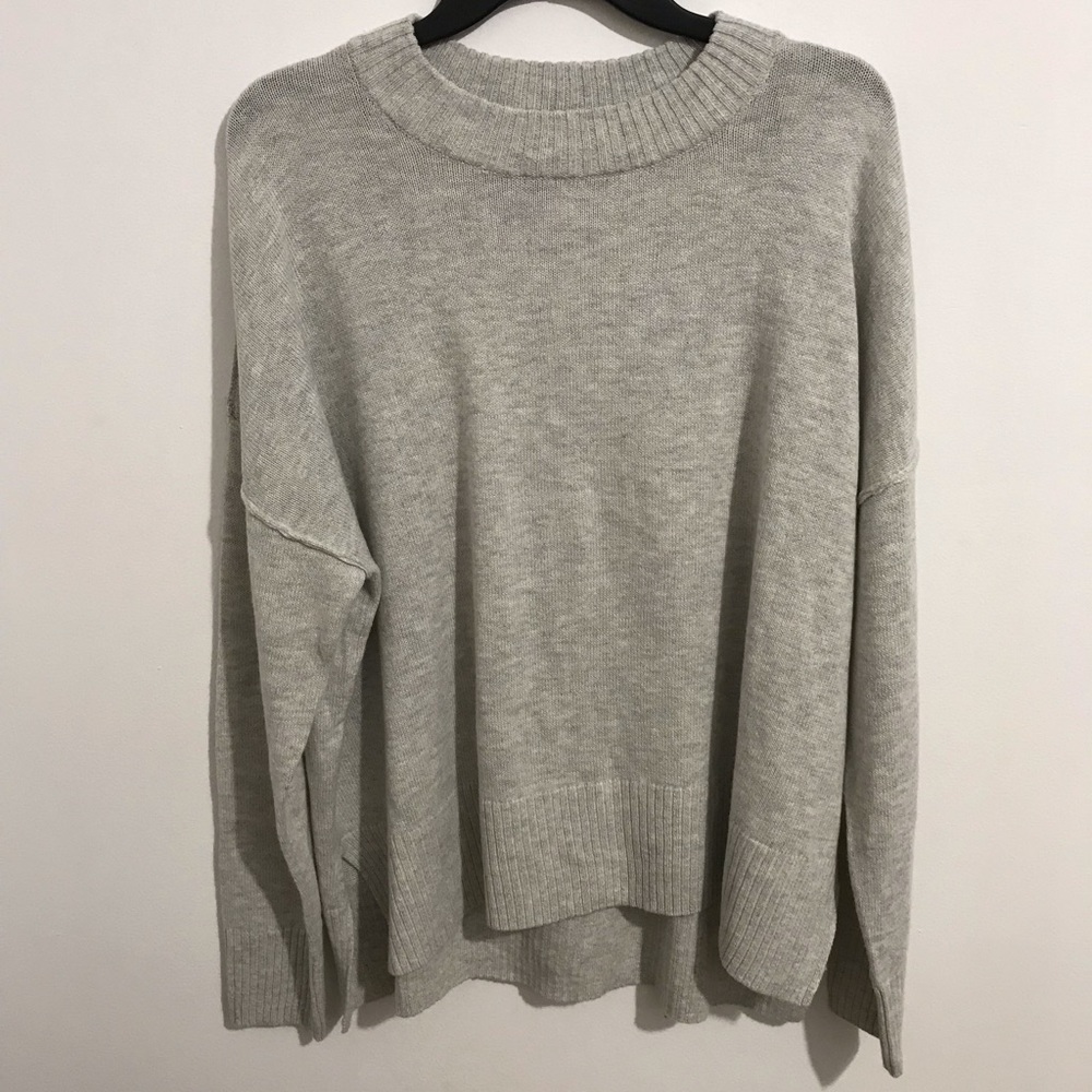 NWOT!! H&M knit sweater